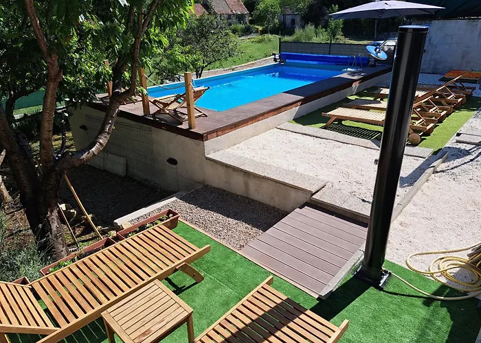 Holiday House Luma